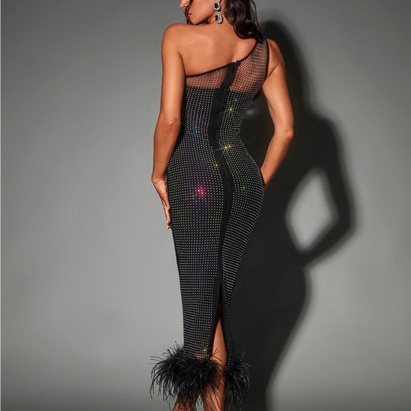 Holiday dress/ One-Shoulder Dress with Feather Hem - Picture 3 of 8